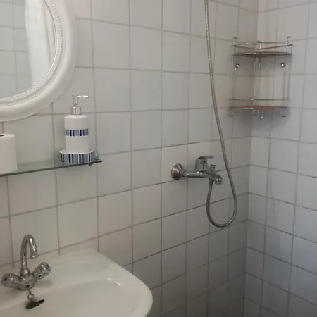 Hotel Vergi Sadam *